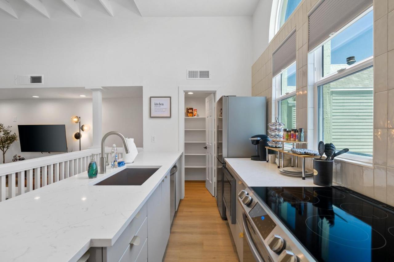 Chic Uptown Phoenix Home - Pool Table & Perfect Location Екстер'єр фото